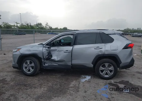 2024 Toyota Rav4 Xle/Xle Premium from USA, damaged, VIN 2T3W1RFV4RW310854